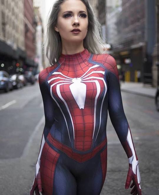 各人觉得这个女蜘蛛侠的cosplay小姐姐特别漂亮很性感没有水印我也不